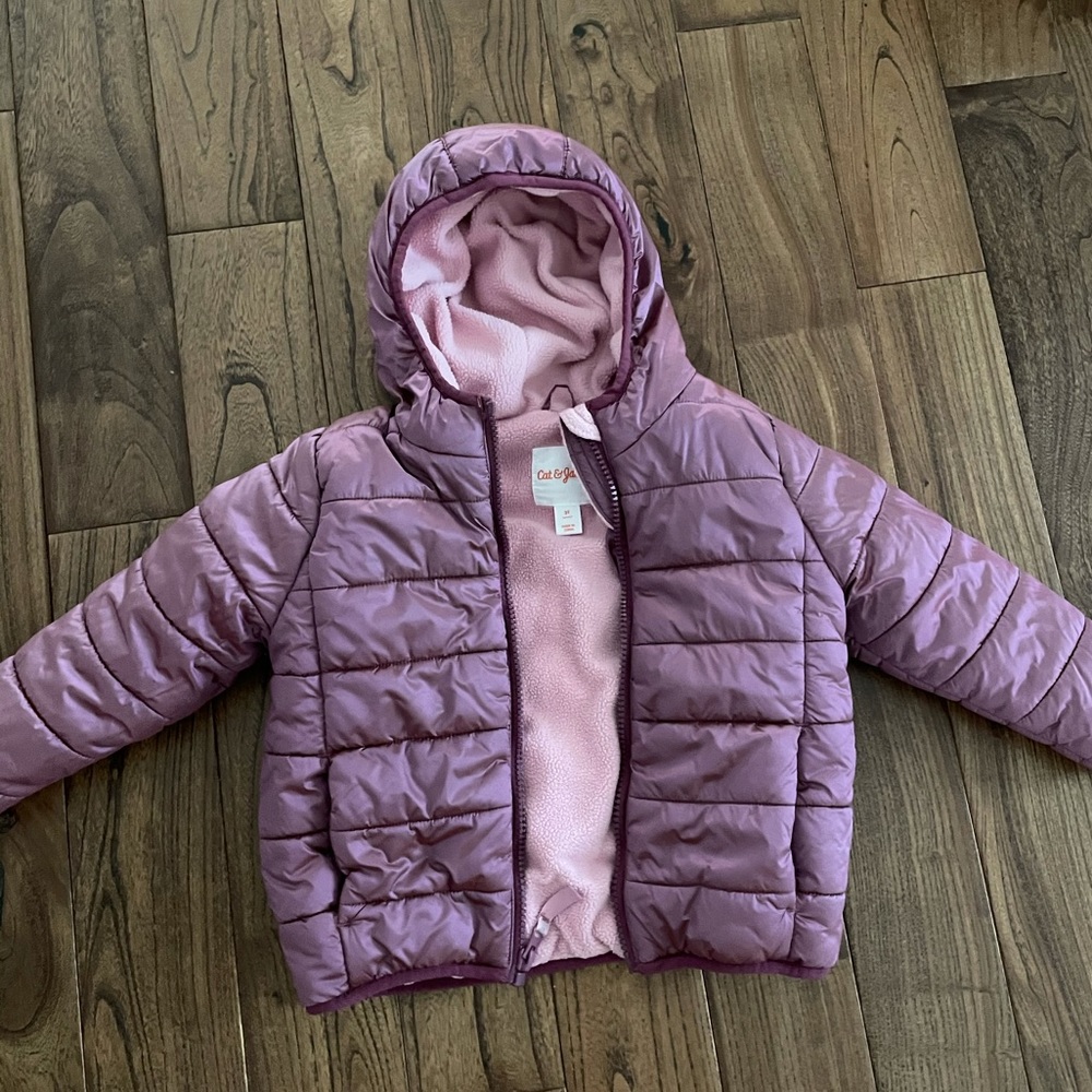 Cat and Jack puffer jacket size 3T